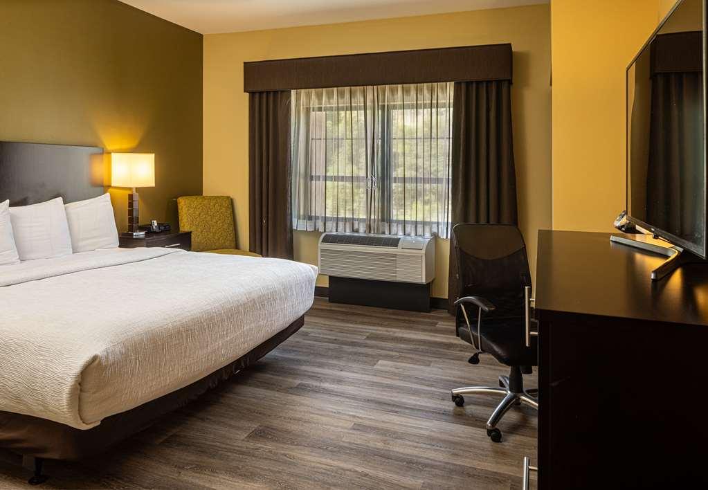 Best Western Plus Franciscan Square Inn & Suites Steubenville Номер фото